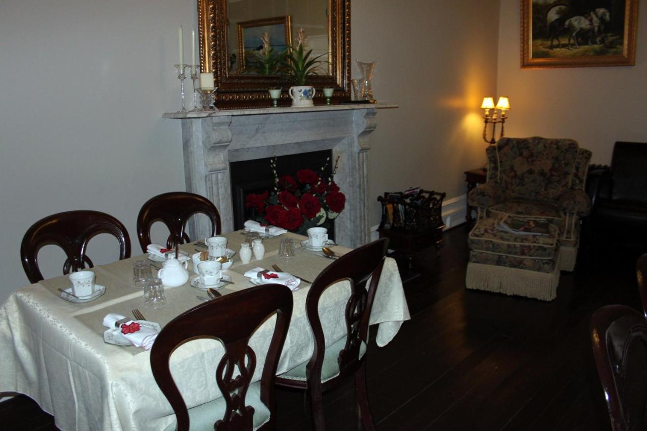 Emmet House Bed and Breakfast Birr Esterno foto