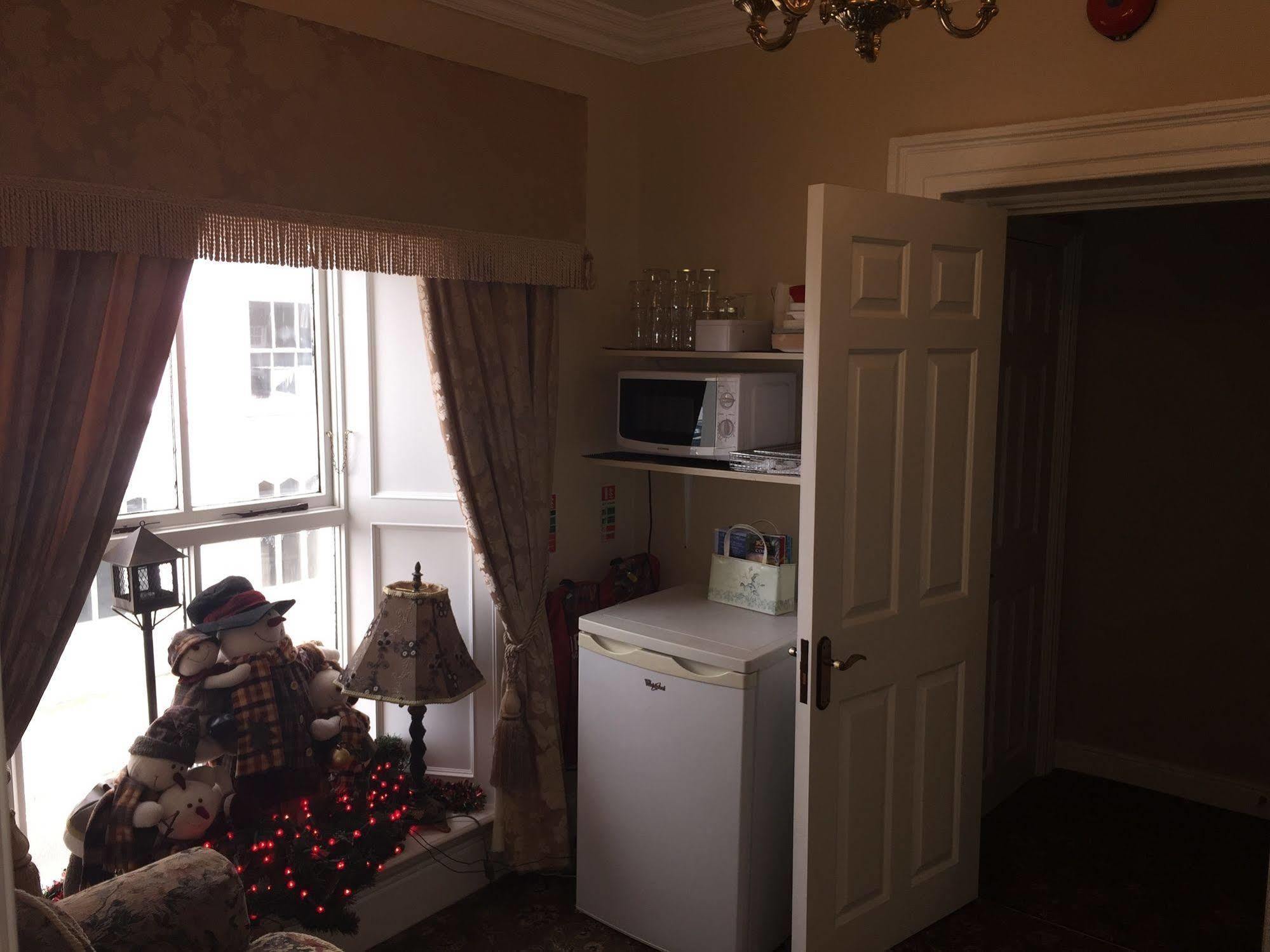 Emmet House Bed and Breakfast Birr Esterno foto